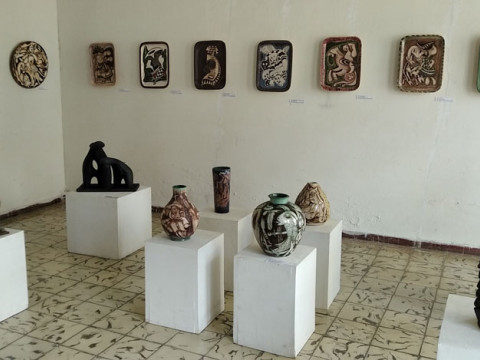 La cerámica de Roberto Ávila logra el equilibrio perfecto entre forma y contenido. Fotos: Vasily