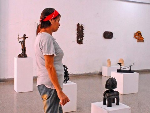 Reminiscencias de la obra del artista cubano Alfredo Sosa Bravo se aprecian en la obra Sin título, de Yuri Limonte Hera. Foto: Alejandro García